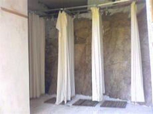 Auberge De Jeunesse Chez Mc Donald Zevaco Esterno foto